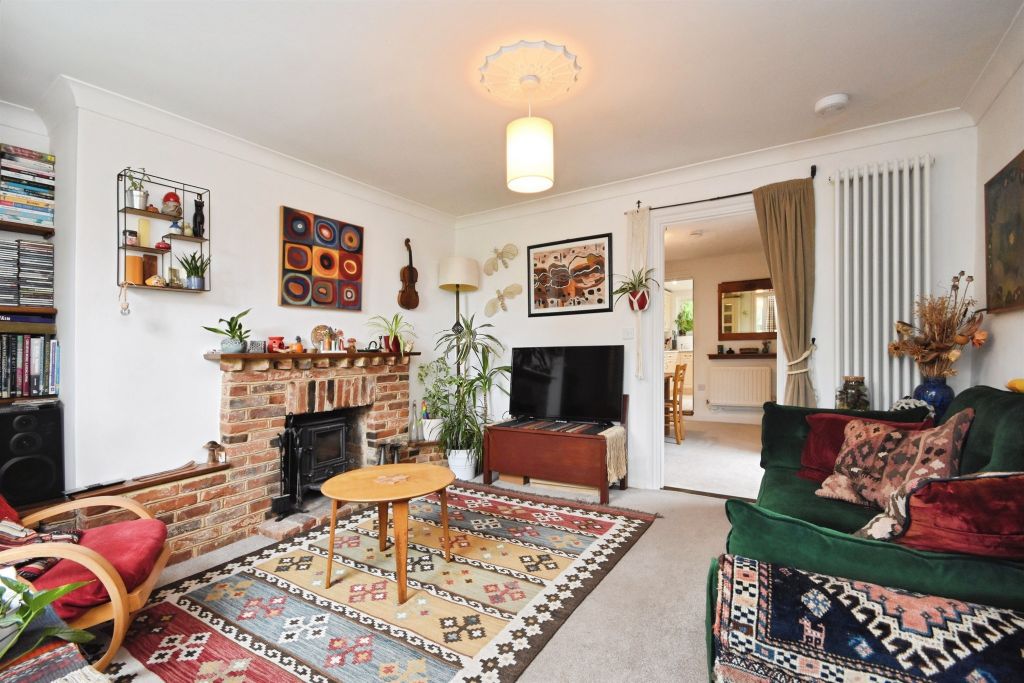 Property photo 3 of 17