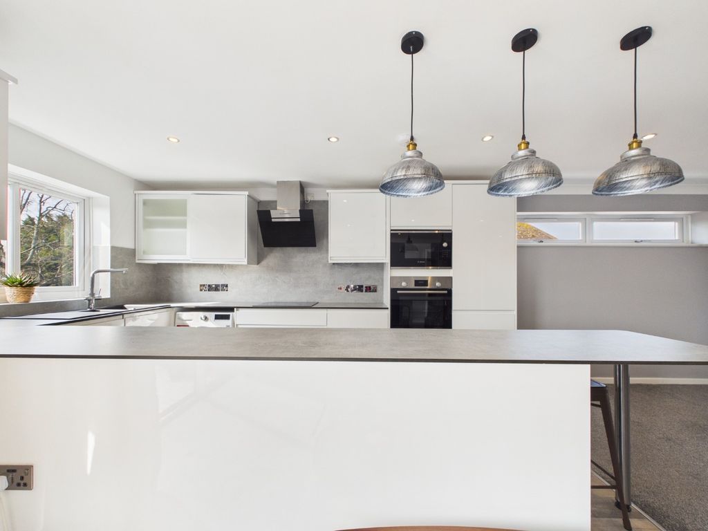 Property photo 2 of 17 5026133