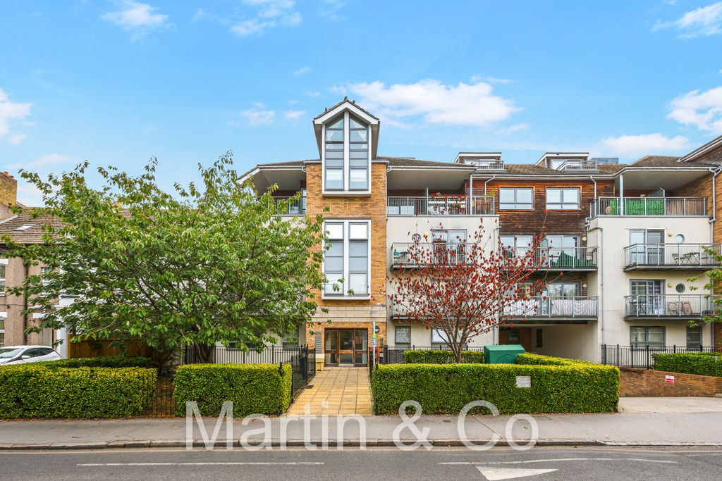 Property photo 1 of 14 1781988783 - 3 Dunedin Court, Sydenham Road, Cr0 -