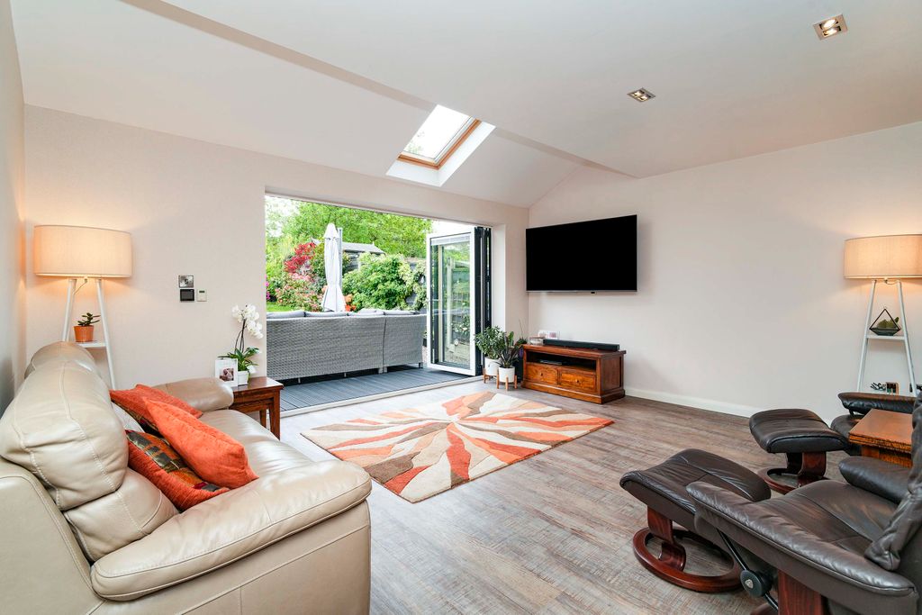 Additional image 4 of 4 bed detached house for saleSalisbury Avenue, Hopwood, Heywood OL10