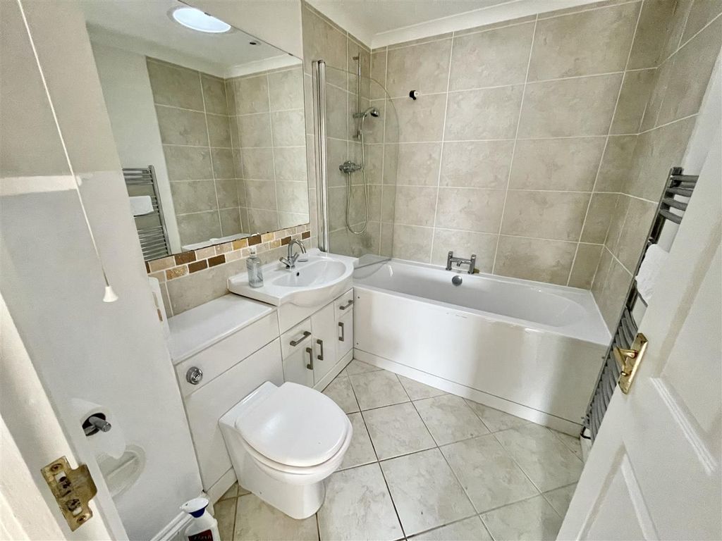 Property photo 2 of 13 Img_4892.Jpg