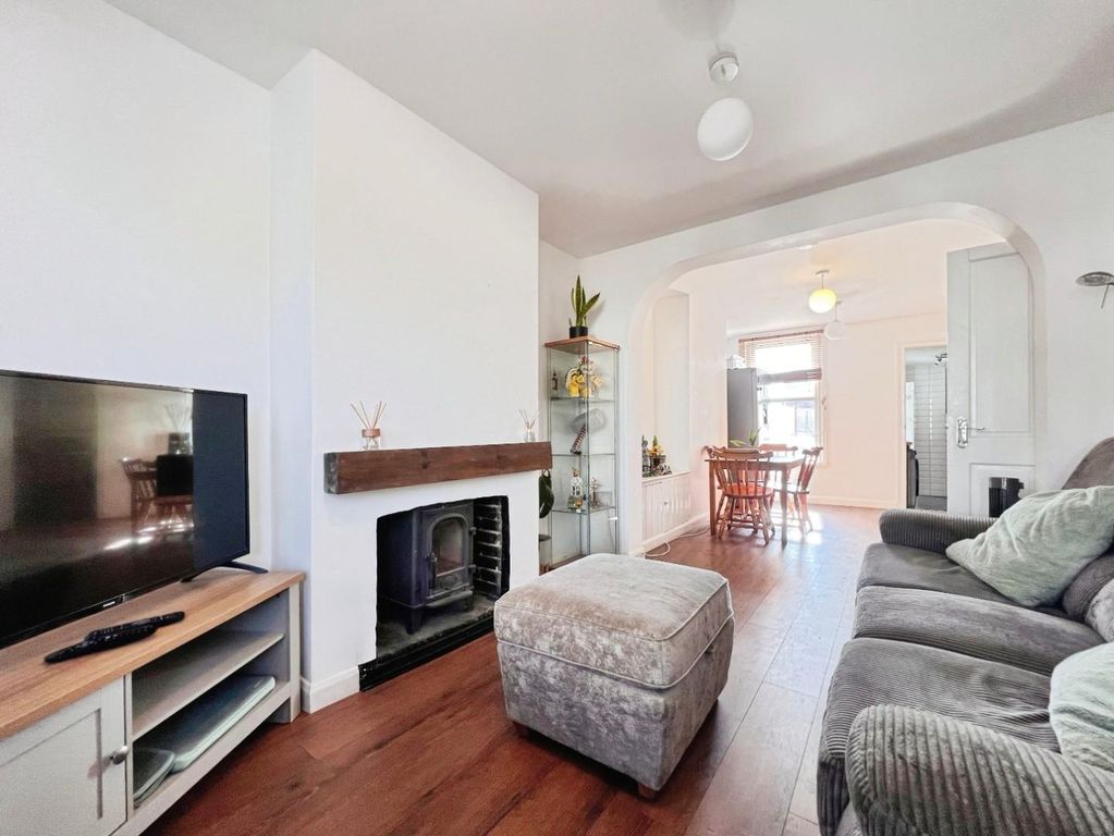 Property photo 3 of 13