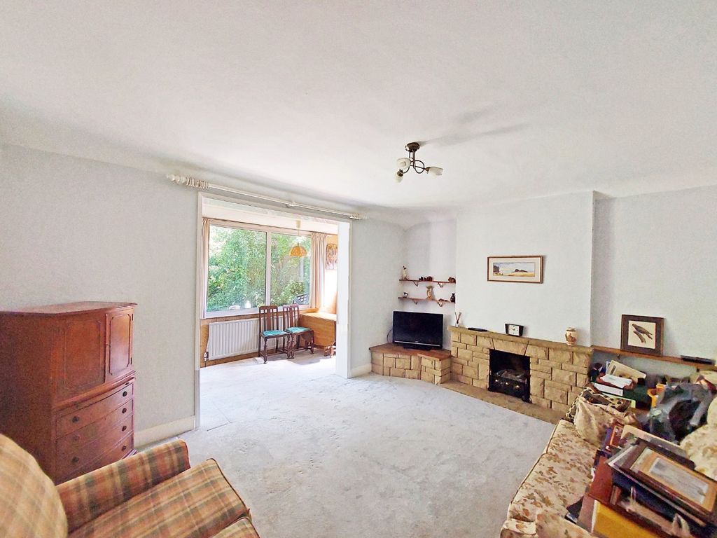 Property photo 2 of 17 5295722