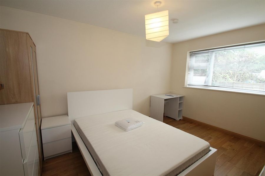 Property photo 1 of 9 Bedroom 2_Result.Jpg