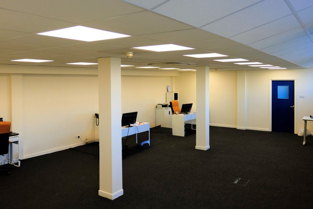 Property photo 1 of 4