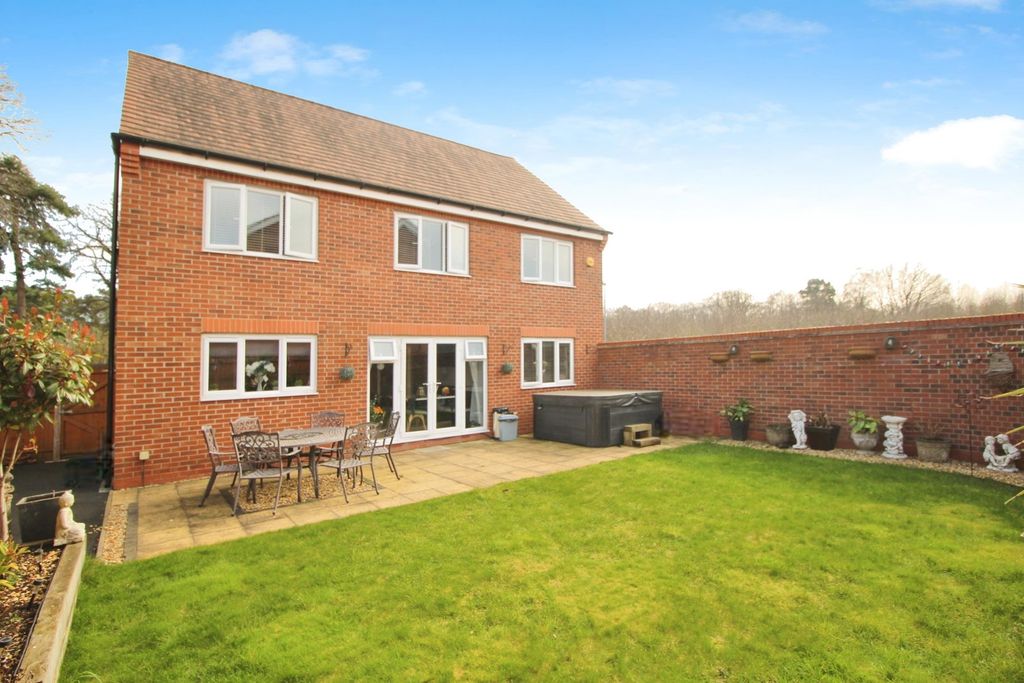 Property photo 3 of 38