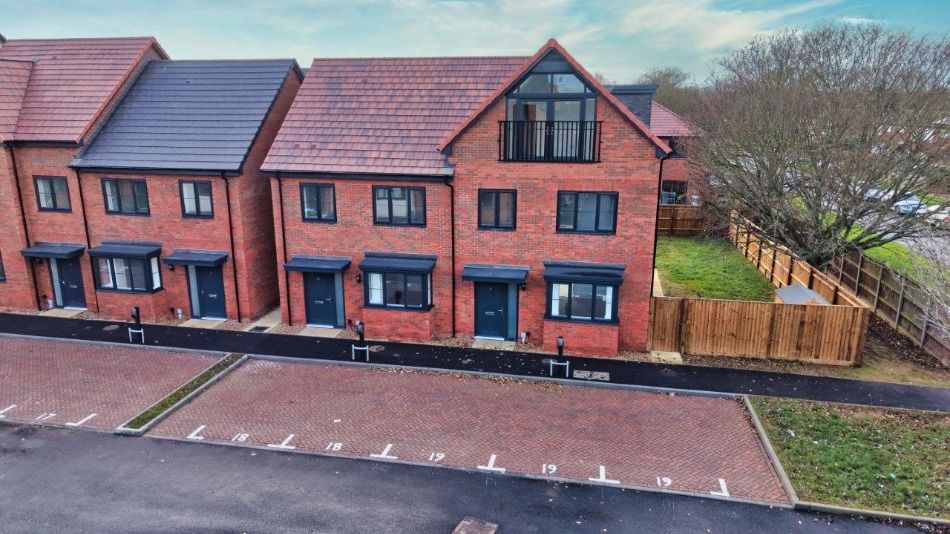 Property photo 1 of 22