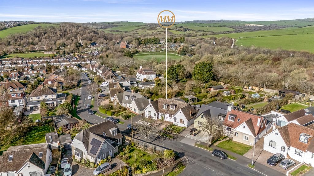 Property photo 1 of 29