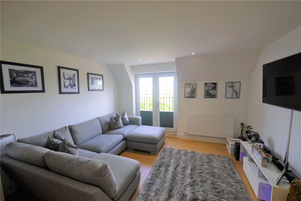 Property photo 2 of 10 Picture No. 02