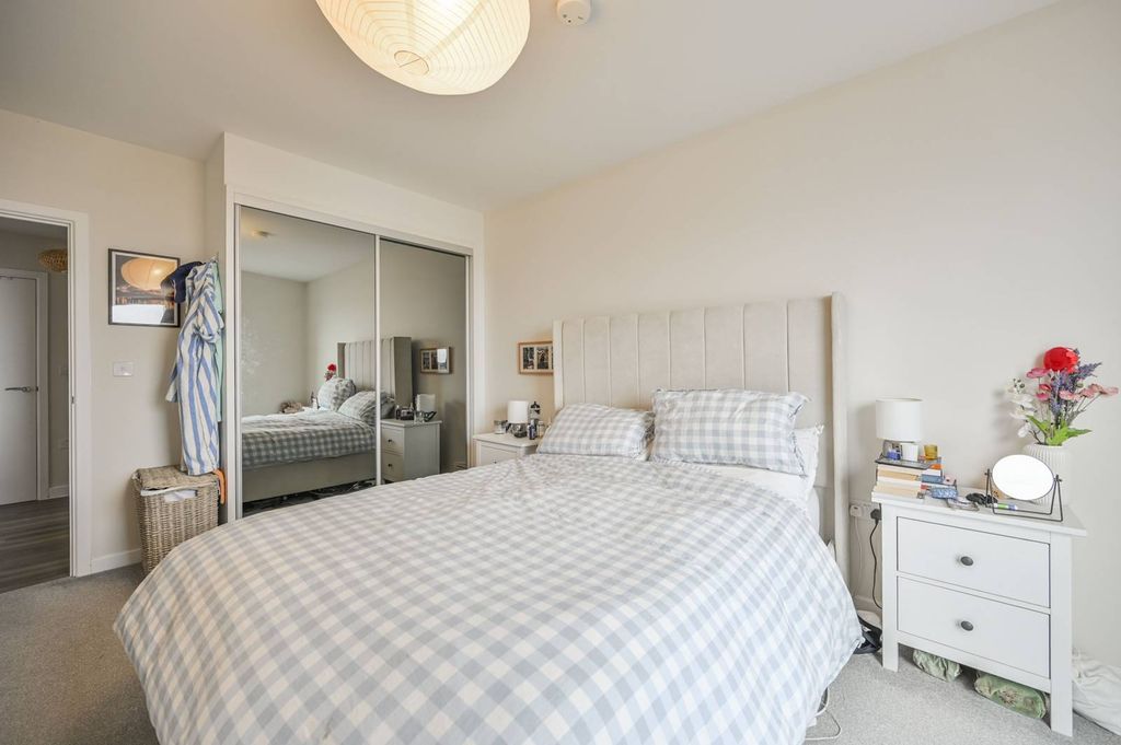 Property photo 3 of 7