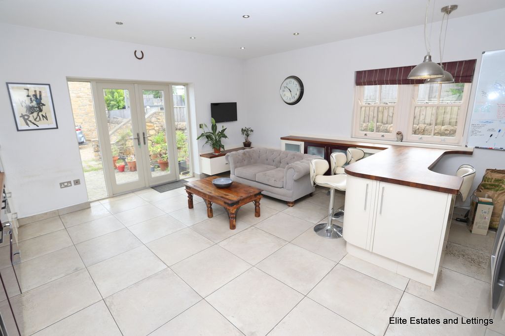 Property photo 2 of 29 04-Img_0697