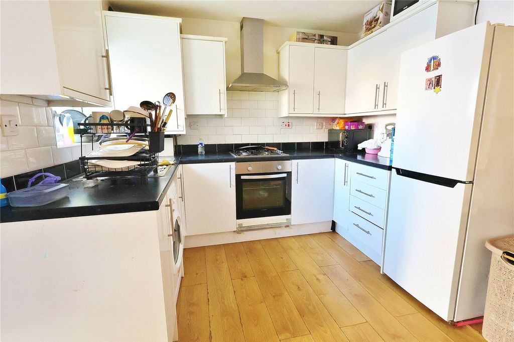 Property photo 3 of 7 Picture No. 02