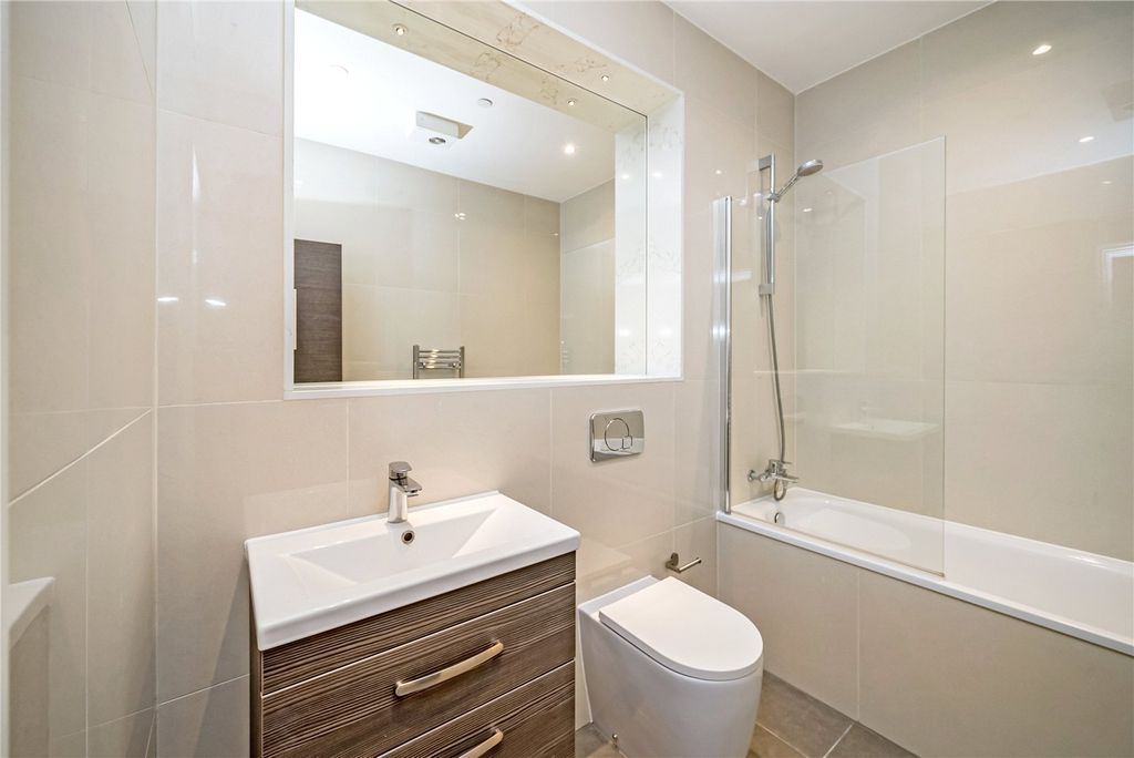 Property photo 2 of 6 Picture No. 09