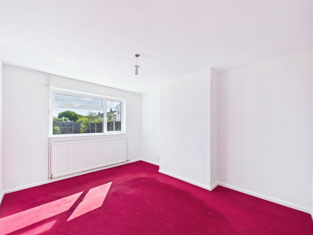 Property photo 3 of 13 Picture No. 12
