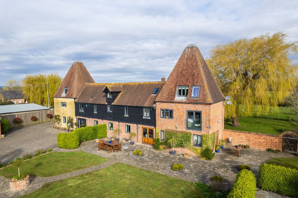 Property photo 1 of 40 Picture 1