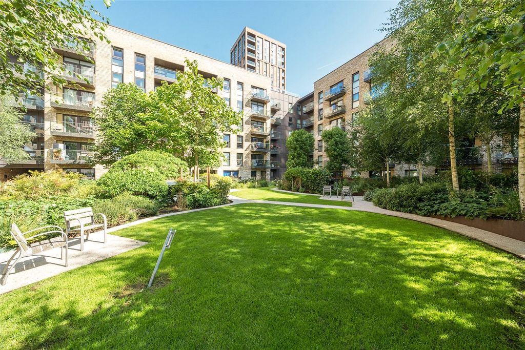 Property photo 2 of 28 Picture No. 26