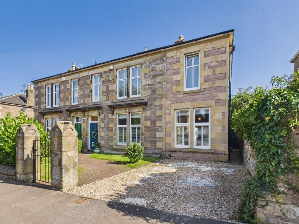 Property photo 1 of 26 Cam03924G0-Pr0158-Still035.Jpg