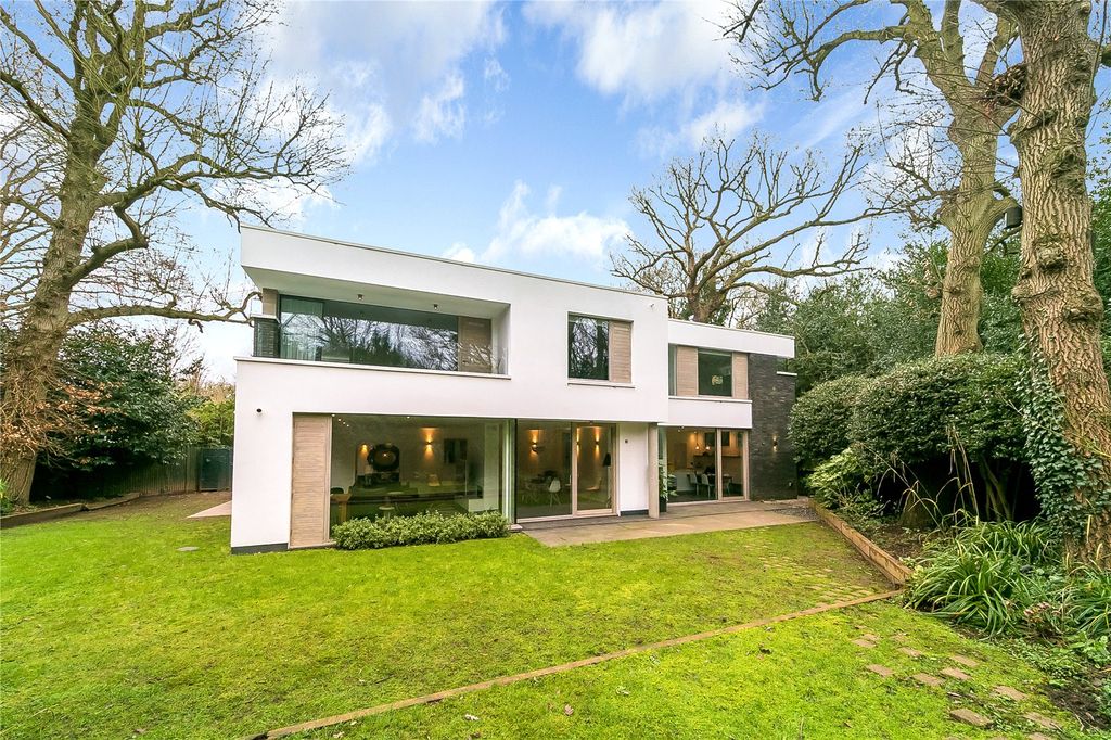 Property photo 1 of 16 Picture No. 15