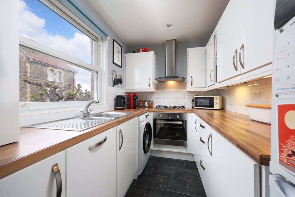 Property photo 2 of 13 Kitchen