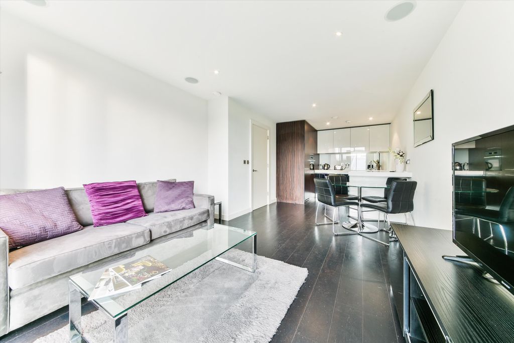 Property photo 2 of 12 Image