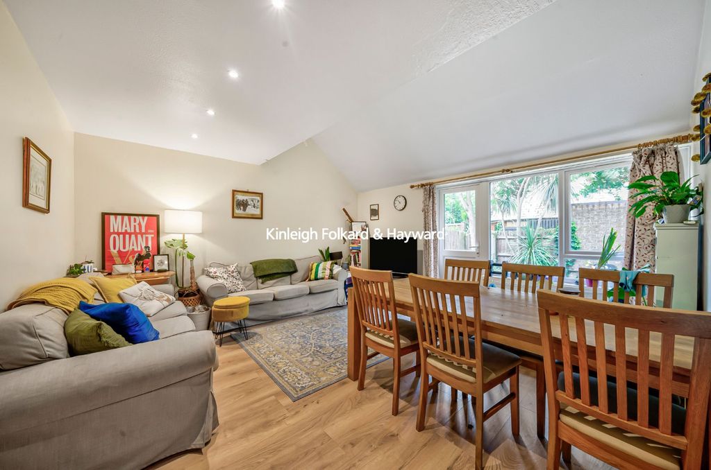 Property photo 1 of 15 Picture No. 02