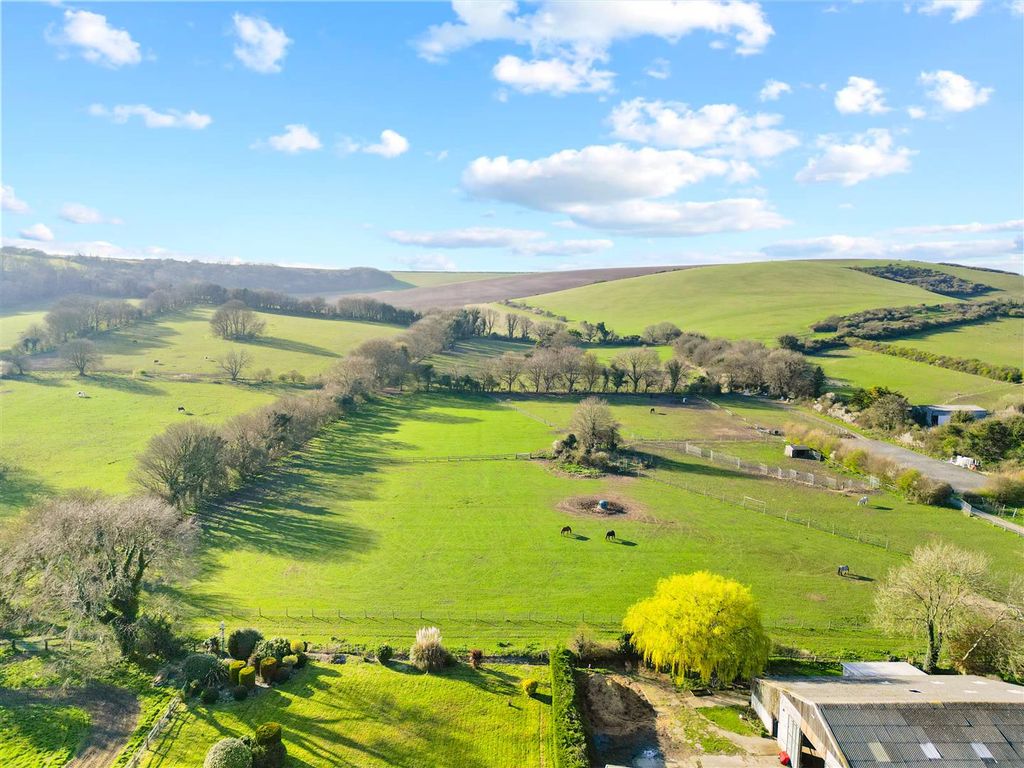 Property photo 2 of 25 12.Jpg