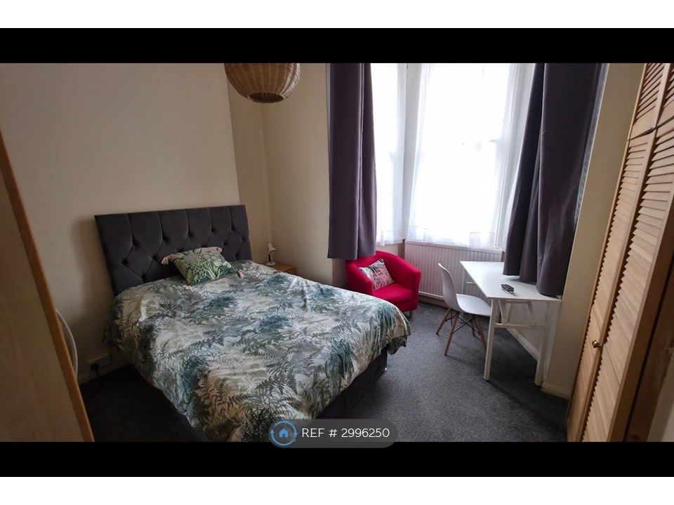 Property photo 3 of 8