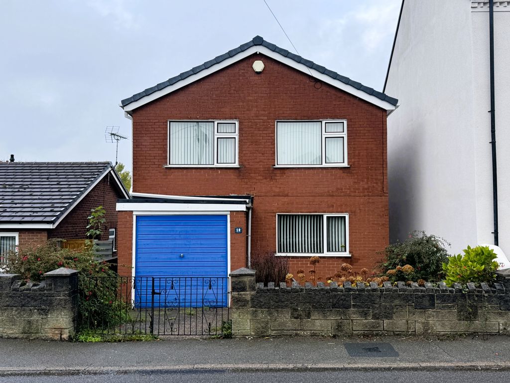 Property photo 1 of 11 Photo 12