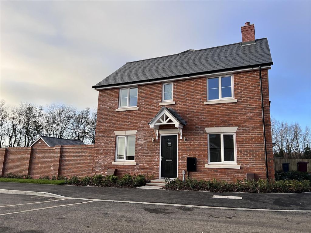 Property photo 2 of 11