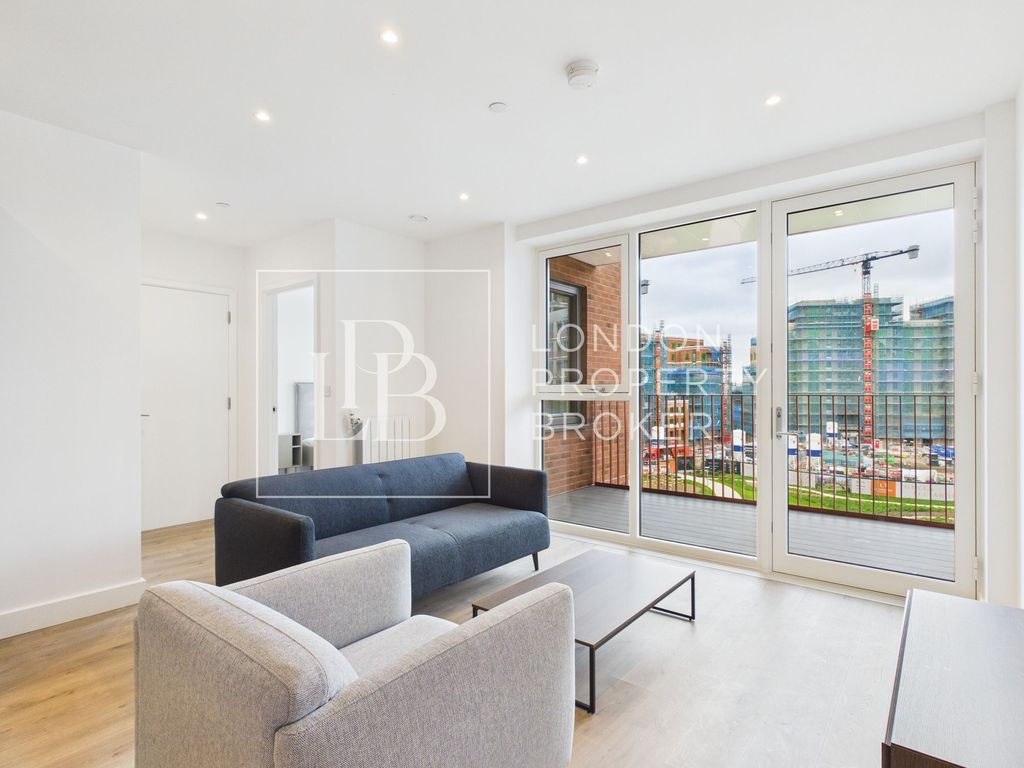 Property photo 3 of 17