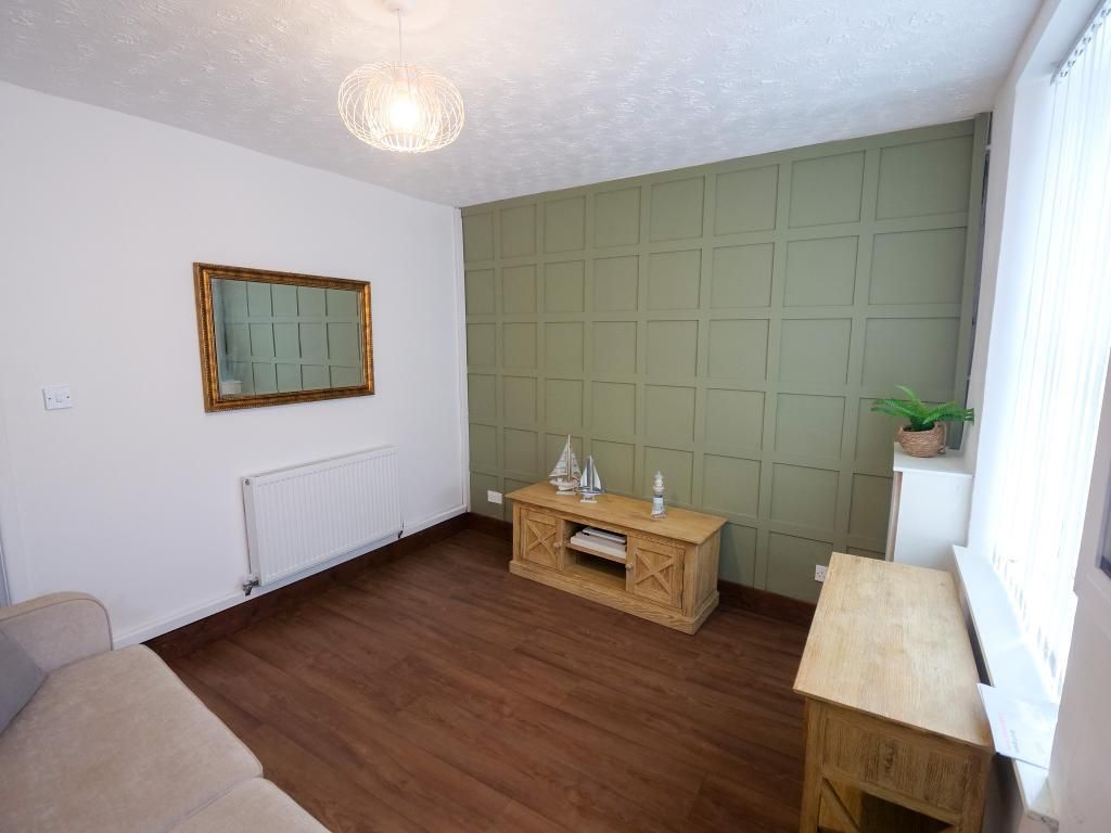 Property photo 2 of 7 Lounge