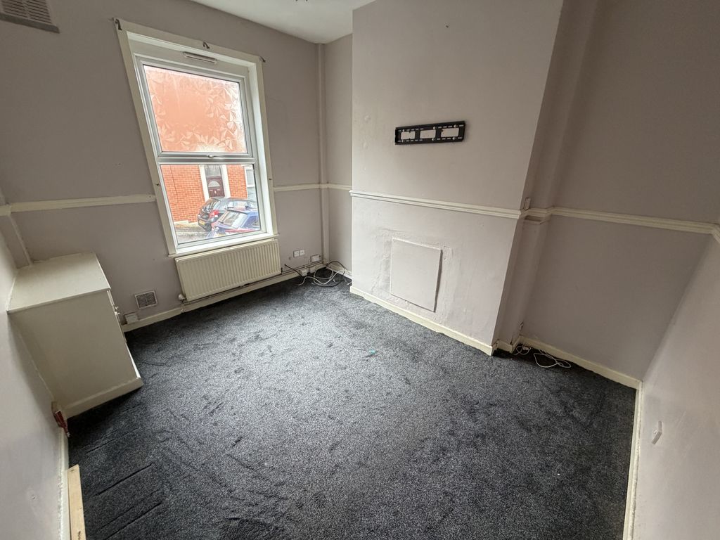 Property photo 2 of 4 Img 0789 T202608182045