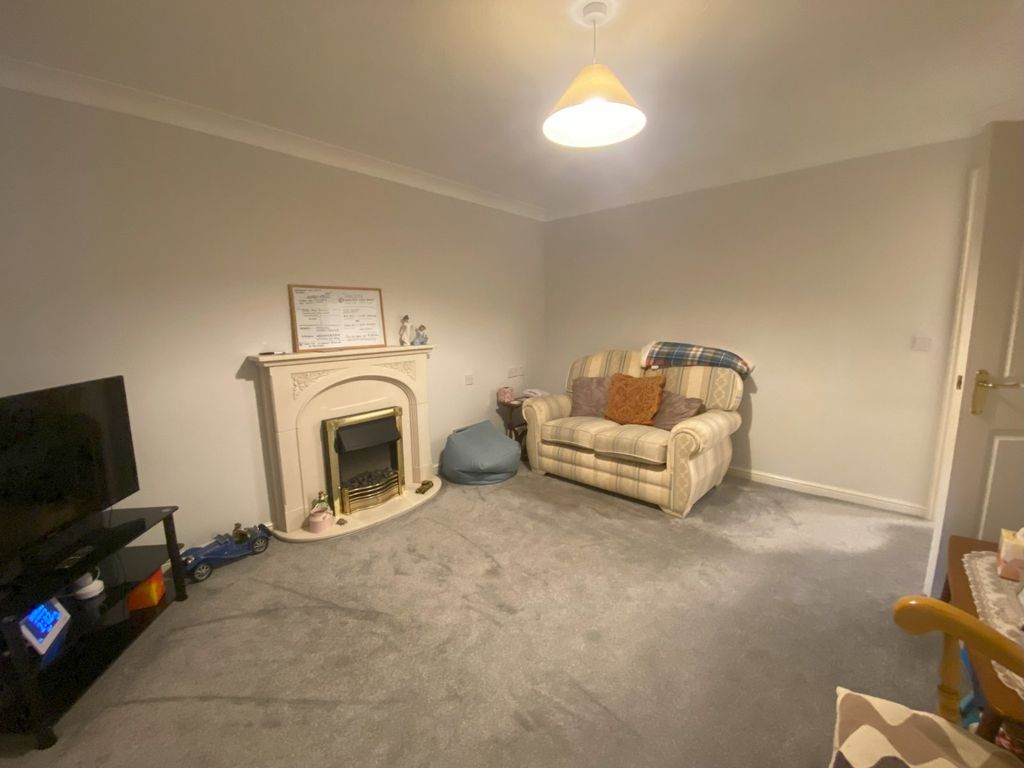 Property photo 2 of 10 Picture No. 16
