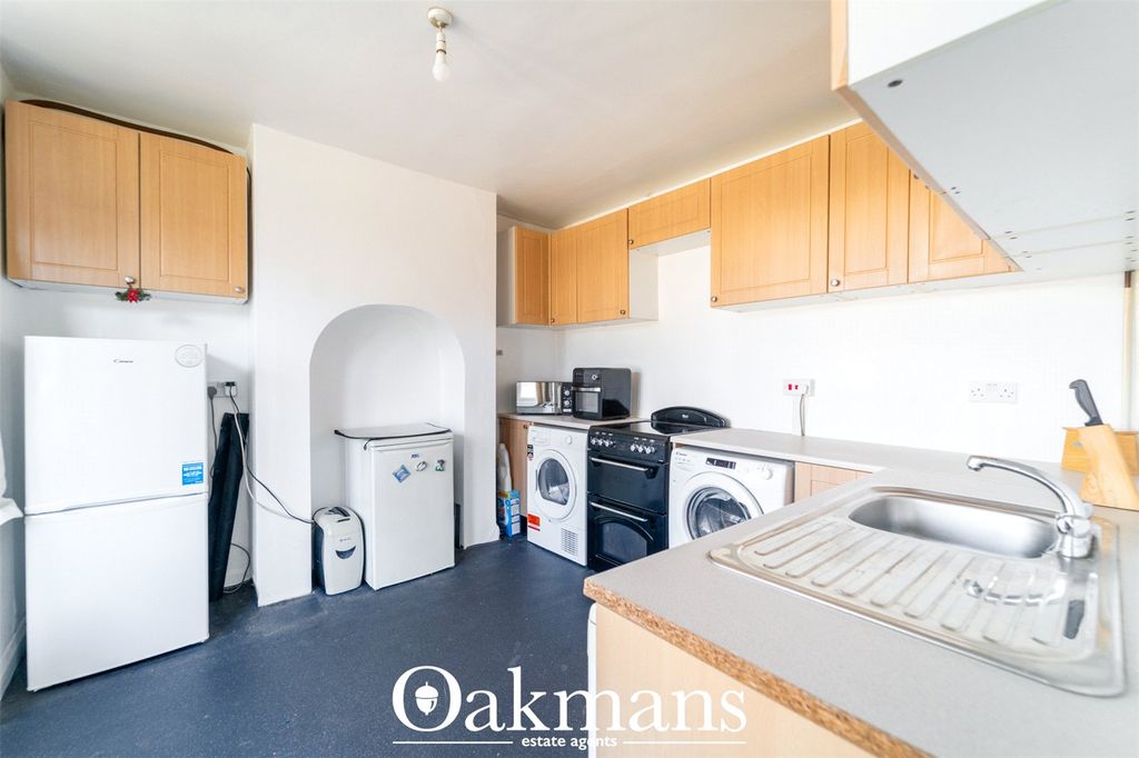 Property photo 3 of 22 Picture No. 19