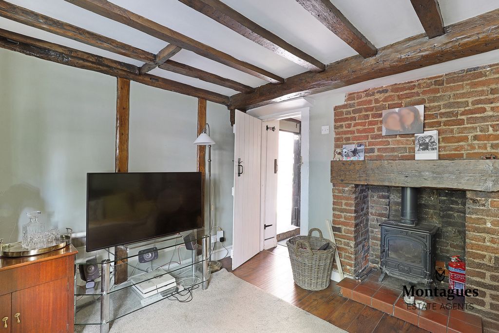 Property photo 3 of 19 Photo 8