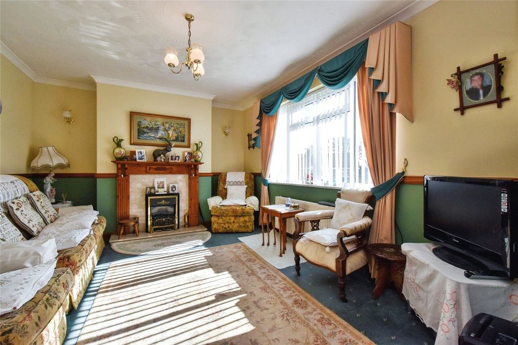Property photo 3 of 18 Picture No. 08