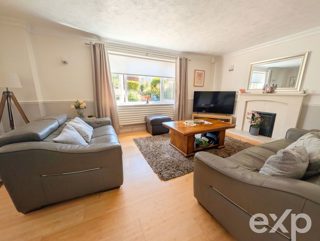 Property photo 2 of 23