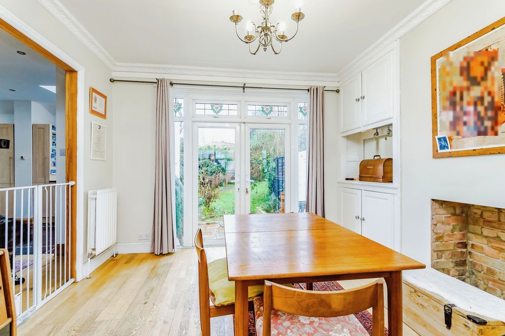 Property photo 3 of 17 Photography