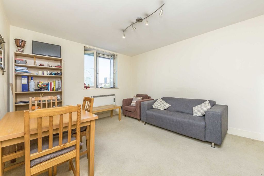 Property photo 2 of 4