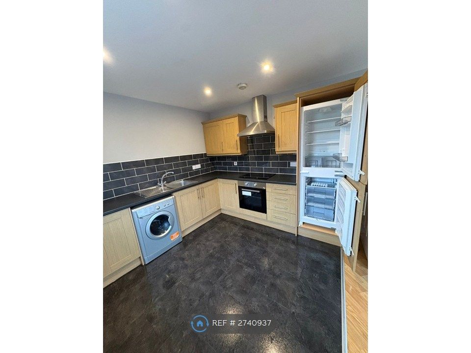 Property photo 3 of 9