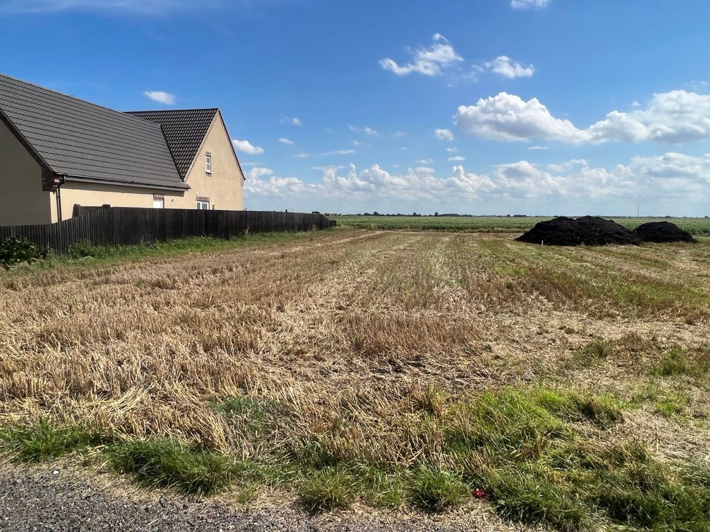 Property photo 1 of 6