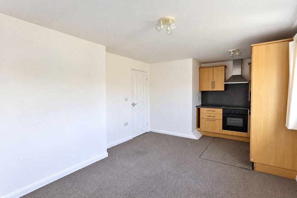 Property photo 3 of 7 D3F6Bcde-E8Ff-4C49-Aee5-9552Bcdce56F