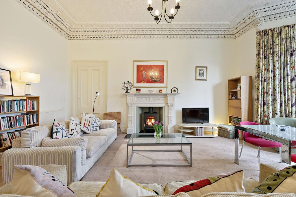 Property photo 3 of 24