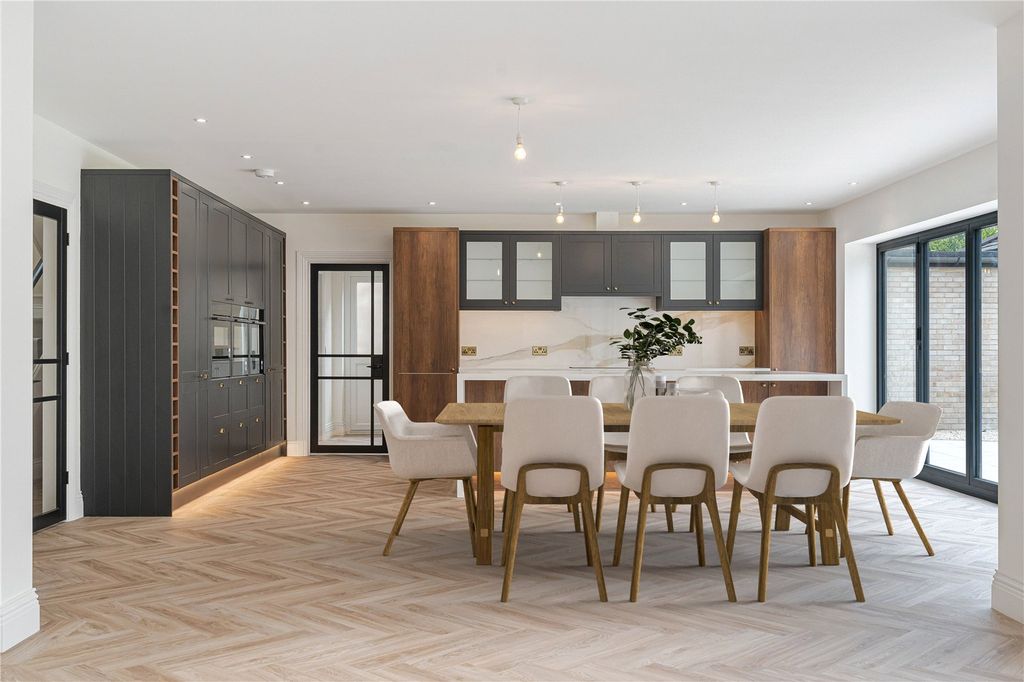 Property photo 3 of 15 Kitchen