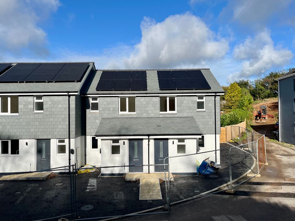 Property photo 1 of 15 Photo