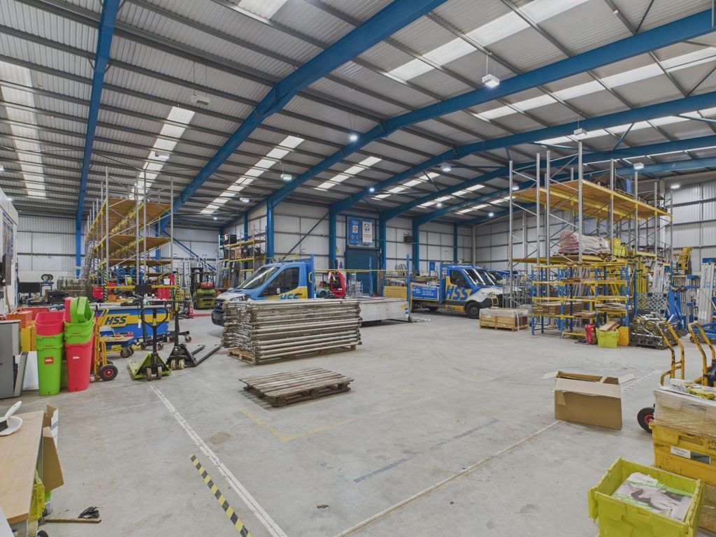 Property photo 3 of 8 Photo 4