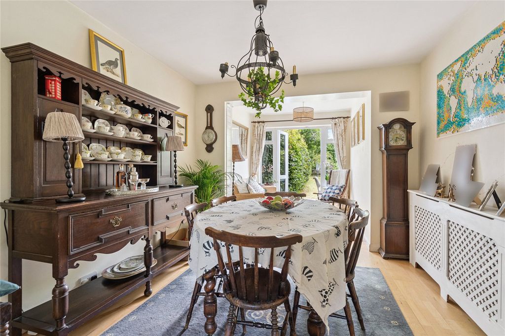 Property photo 3 of 21 Dining Room