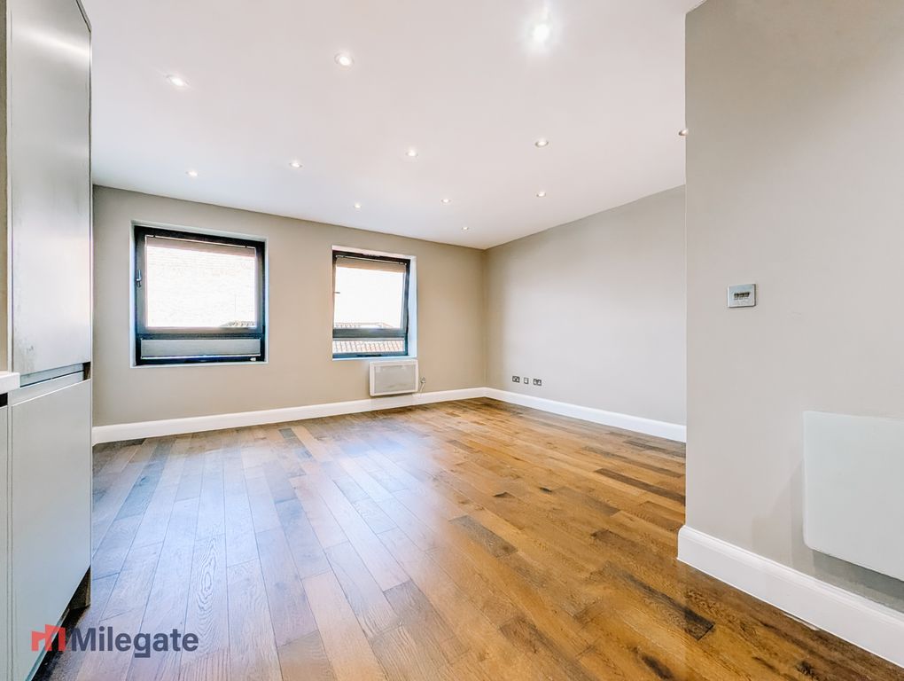 Property photo 2 of 9 Photo 2