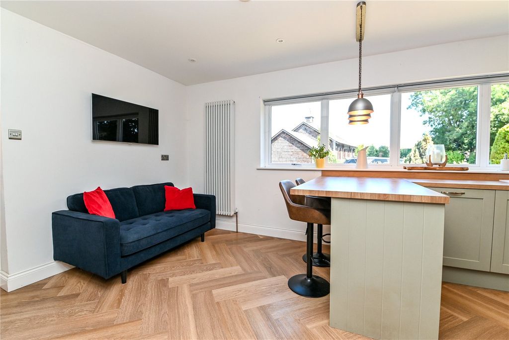 Property photo 3 of 18 Picture No. 05