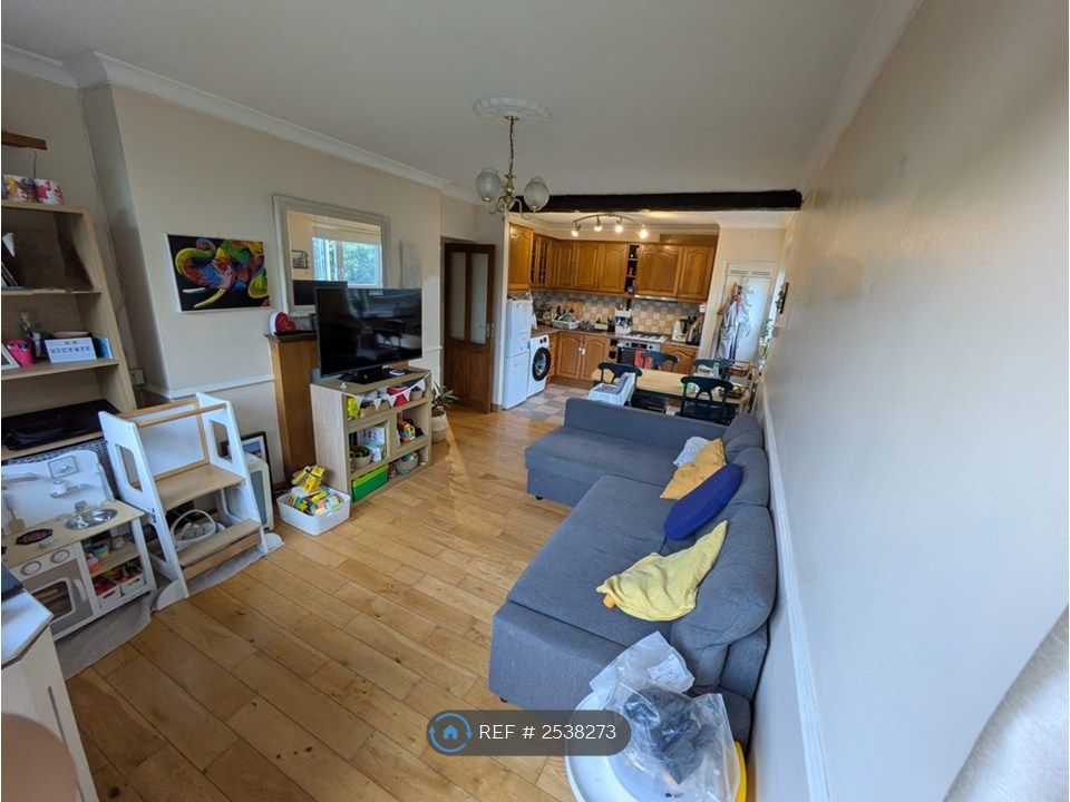 Property photo 1 of 8 Sitting Room